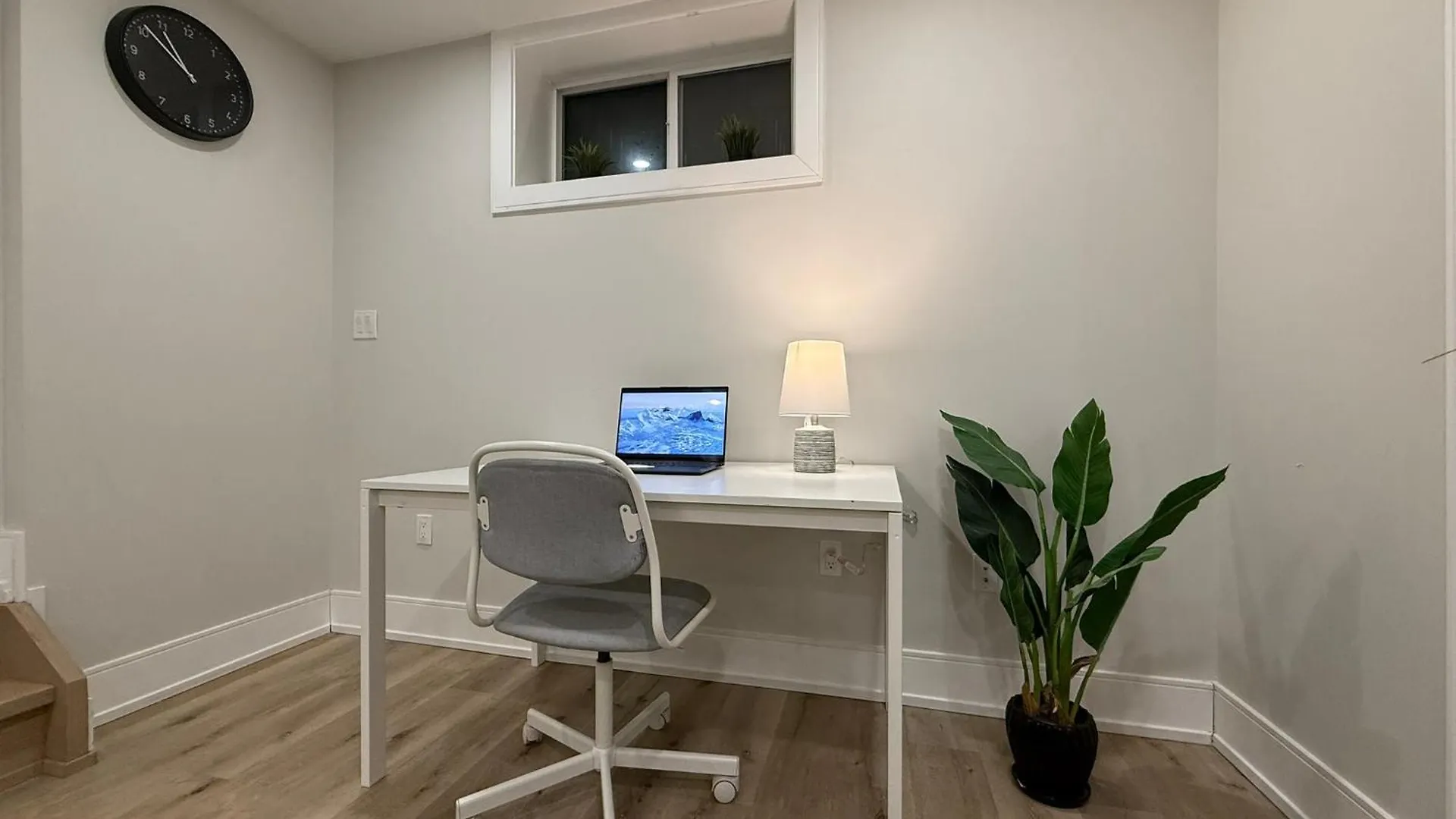 1-Bedroom Apartment Downtown Toronto