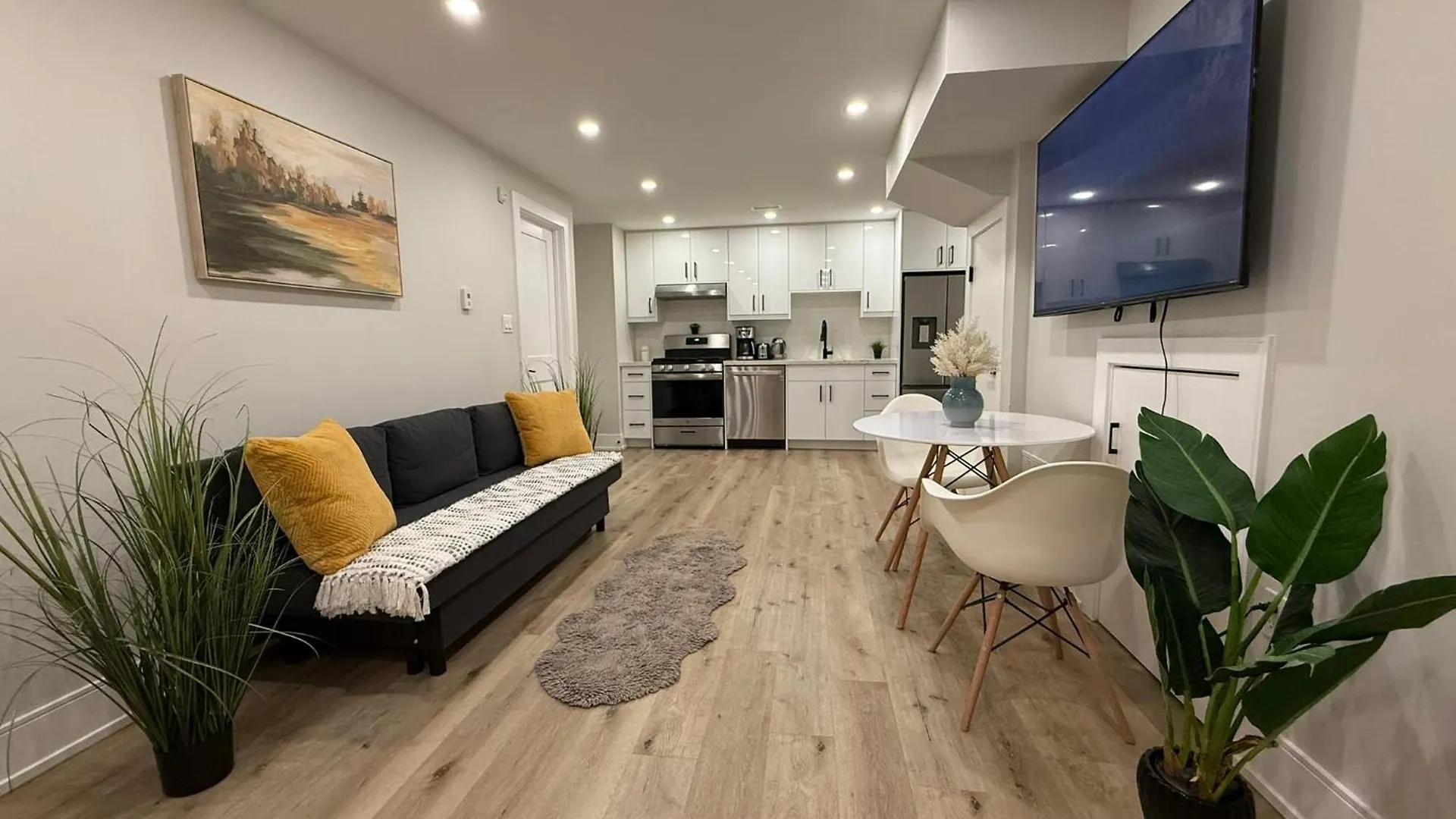 1-Bedroom Apartment Downtown Toronto Canada