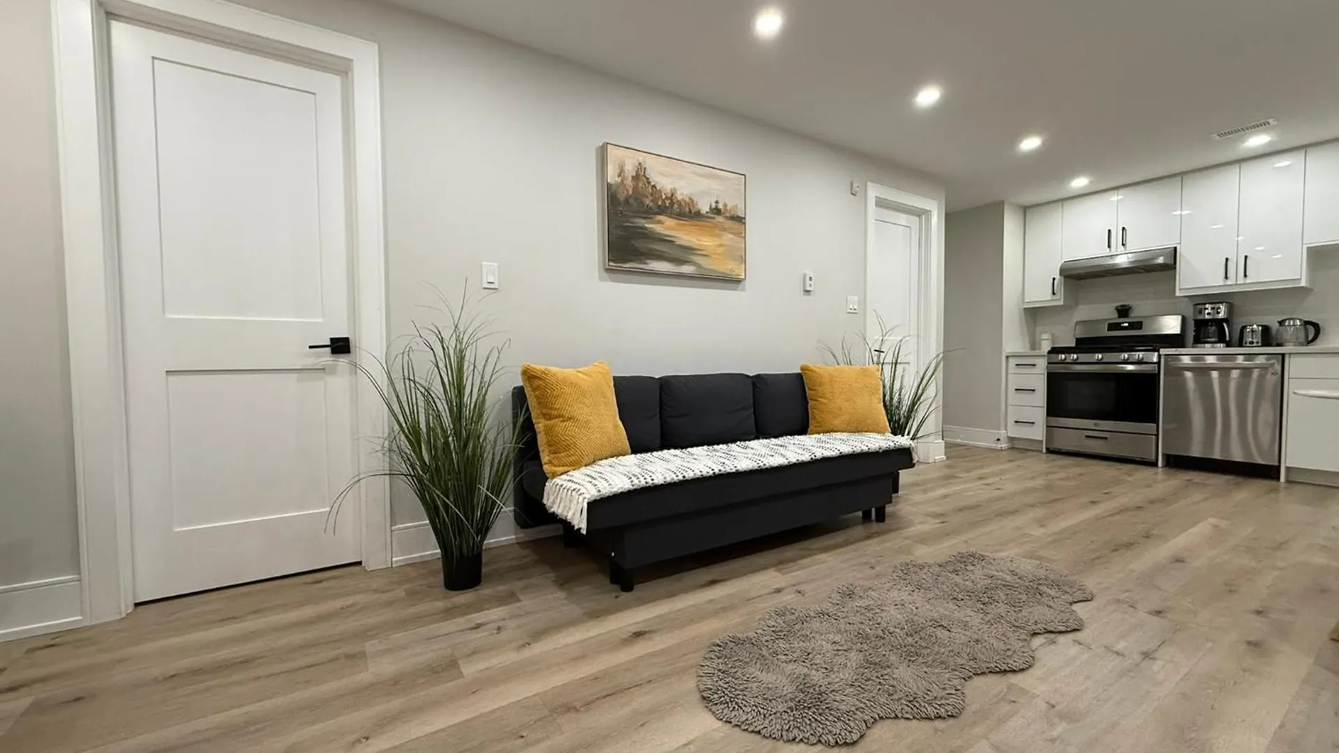 1-Bedroom Apartment Downtown Toronto Canada